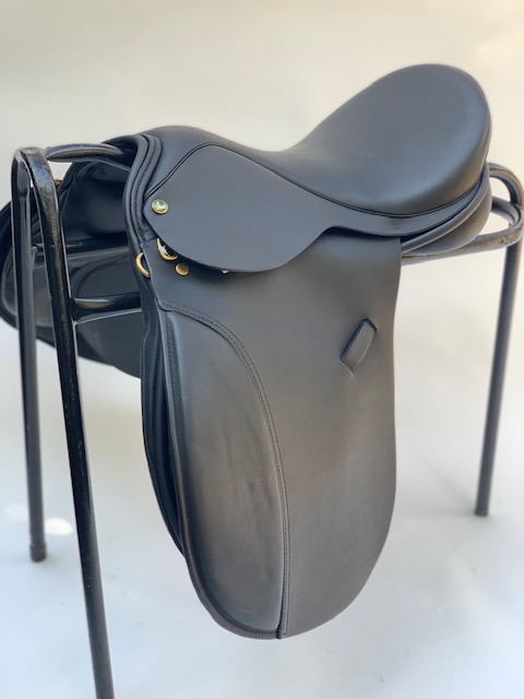 Ideal VSD Saddle 16 1/2″ XW SPECIAL OFFER £850
