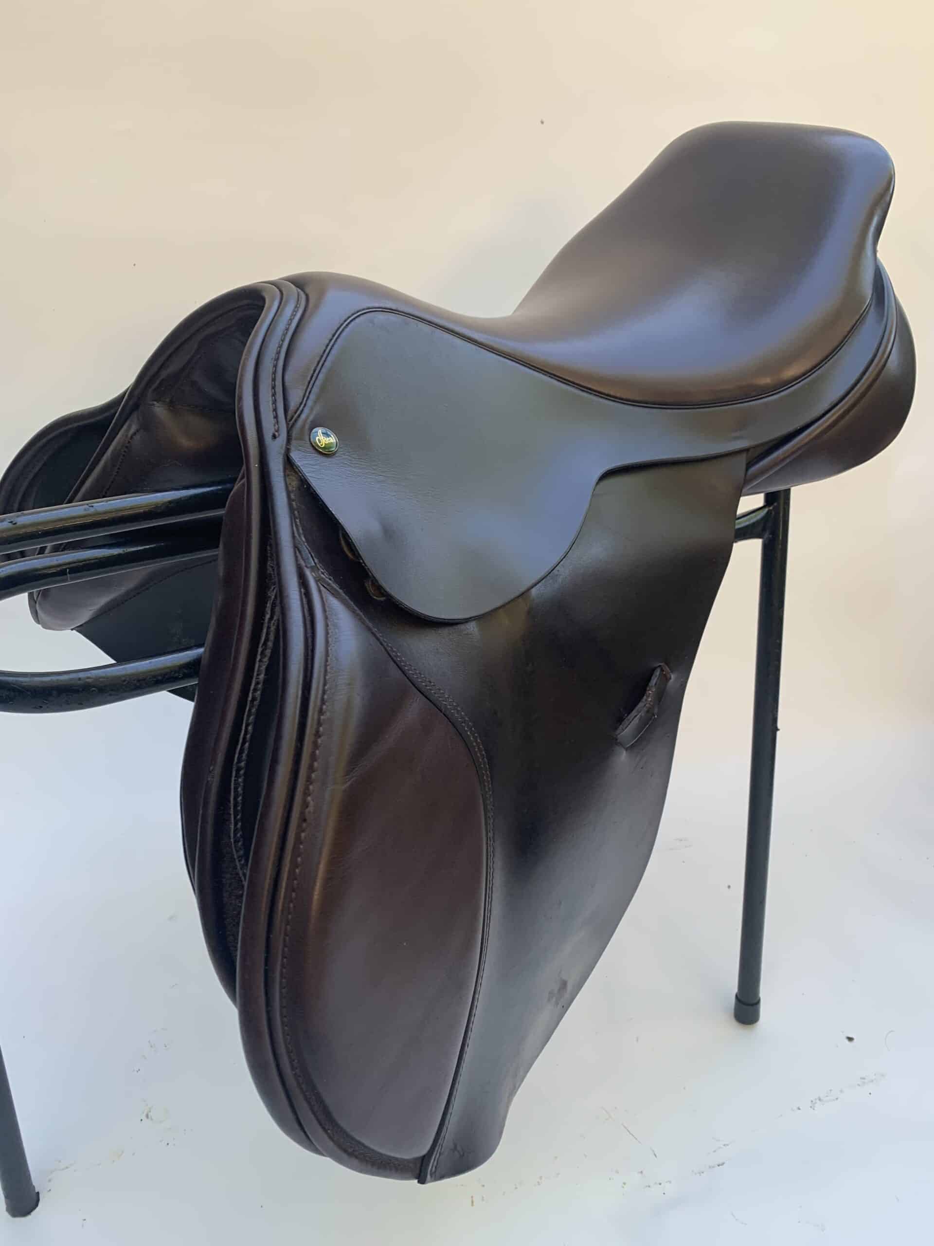 Ideal Nyala Jump GP Saddle